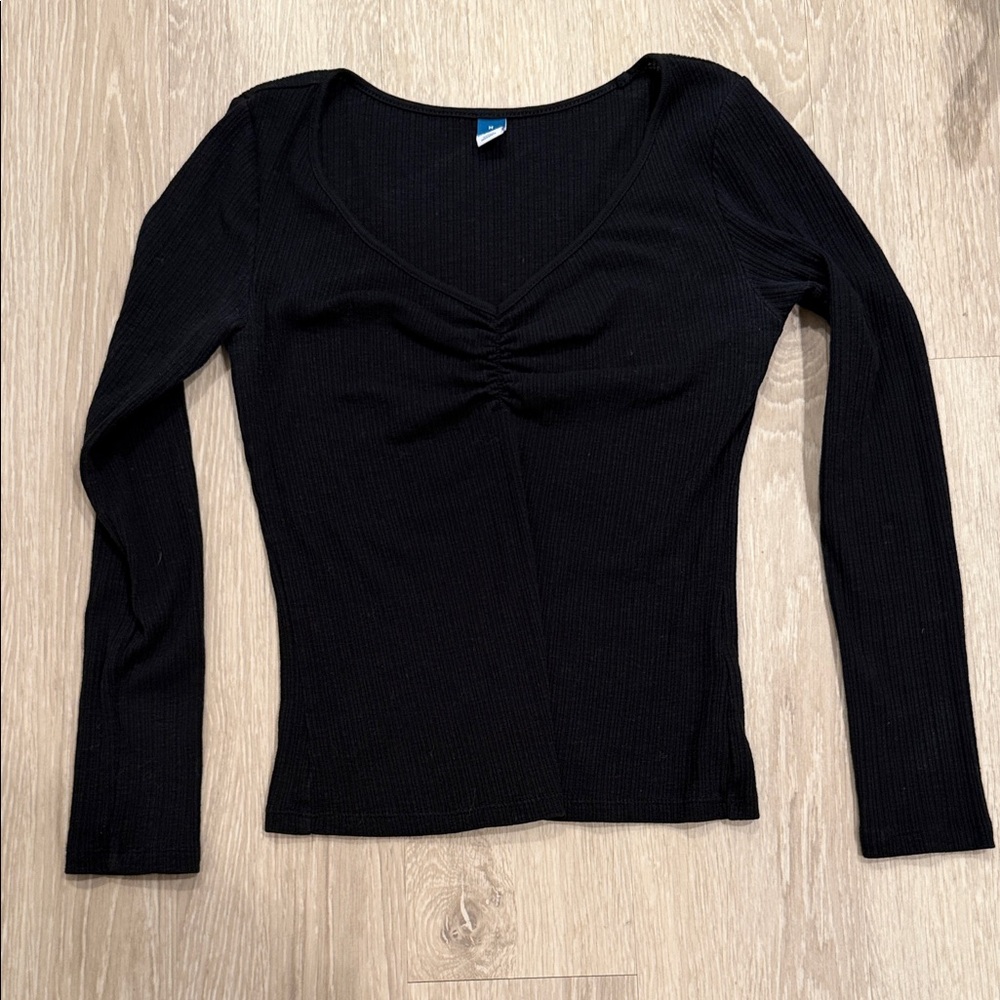 Old Navy Sweetheart cut long sleeve